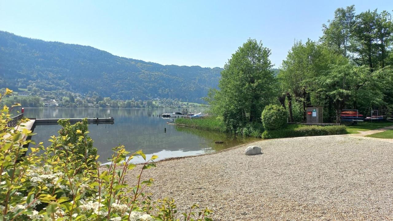 Kaspar Haus Kmb Seeblick Appartement Am Ossiacher See Mit Direktem Seezugang, Hallenbad Bodensdorf Exterior photo
