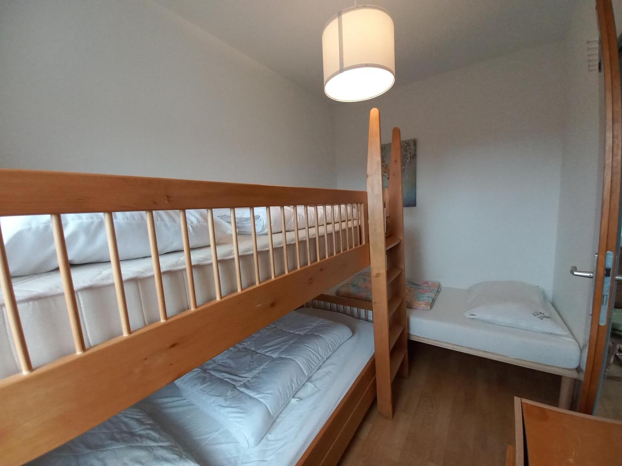 Kaspar Haus Kmb Seeblick Appartement Am Ossiacher See Mit Direktem Seezugang, Hallenbad Bodensdorf Exterior photo