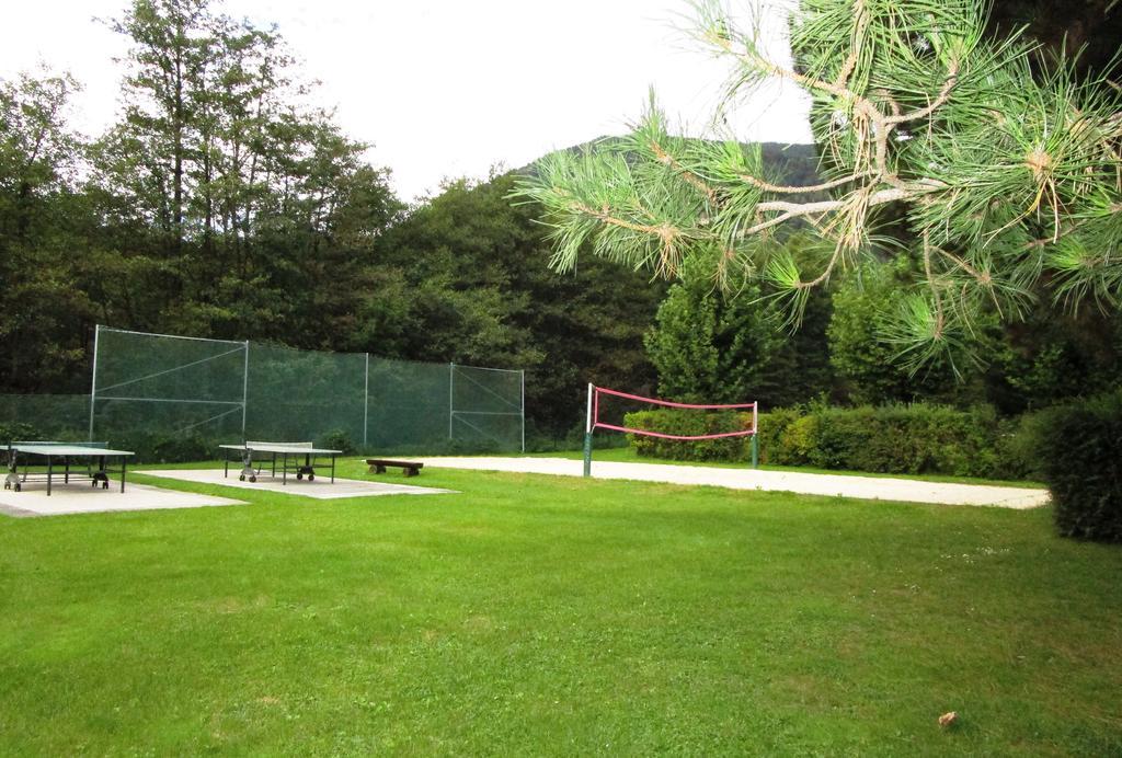 Kaspar Haus Kmb Seeblick Appartement Am Ossiacher See Mit Direktem Seezugang, Hallenbad Bodensdorf Exterior photo