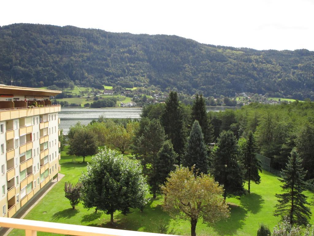 Kaspar Haus Kmb Seeblick Appartement Am Ossiacher See Mit Direktem Seezugang, Hallenbad Bodensdorf Exterior photo